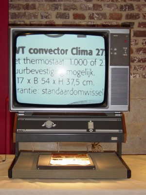 Beeldschermloep van Philips met
elektronische zoom gekoppeld aan een tv