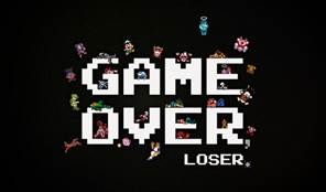 opsmuk met het tekstopschrift:'Game Over'